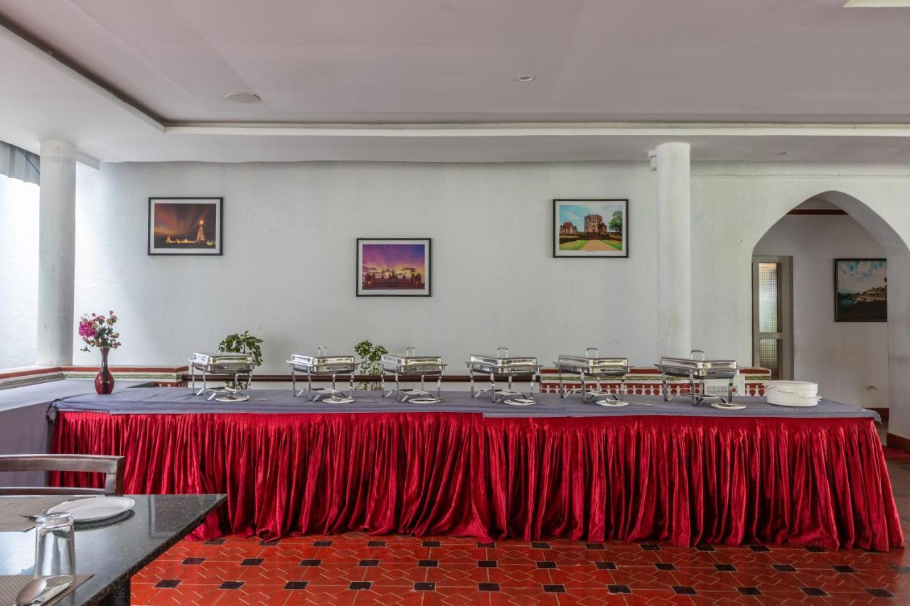 Kstdc Hotel Mayura Bhuvaneshwari Kamalapur Hampi Exterior foto