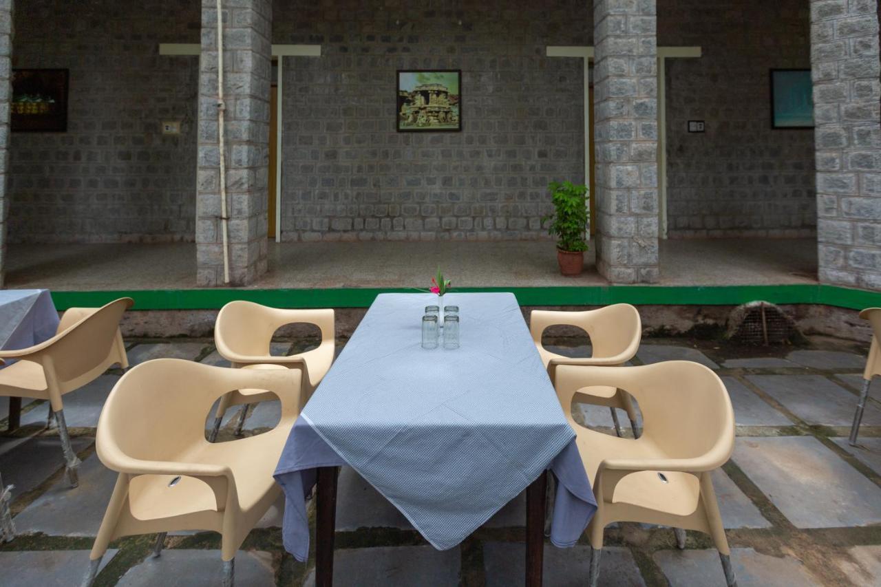 Kstdc Hotel Mayura Bhuvaneshwari Kamalapur Hampi Exterior foto
